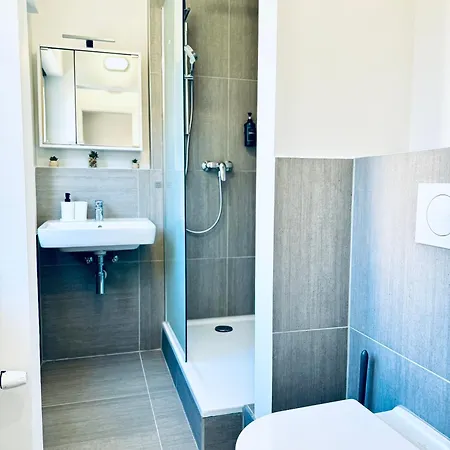 아파트 4you Koeln-frechen *